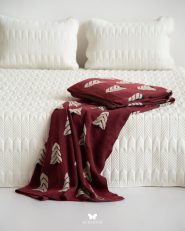 شال مبل زرشکی