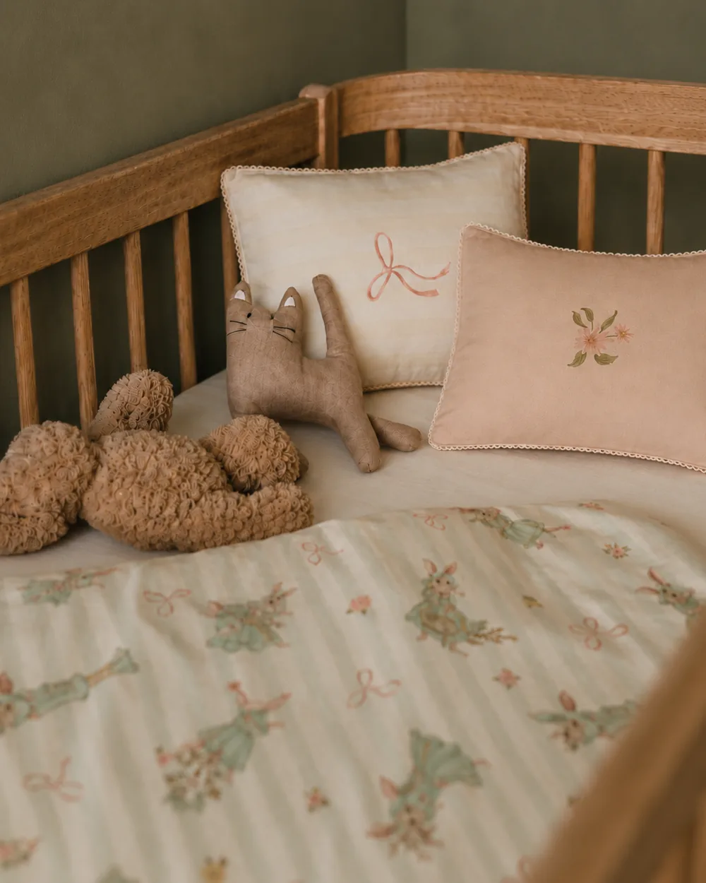 ballerina-bow-crib-styled-toys