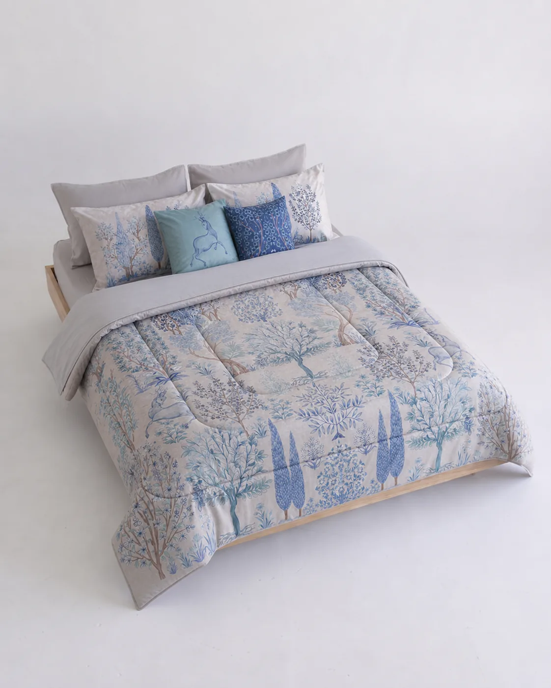 blue-woodland-studio-02