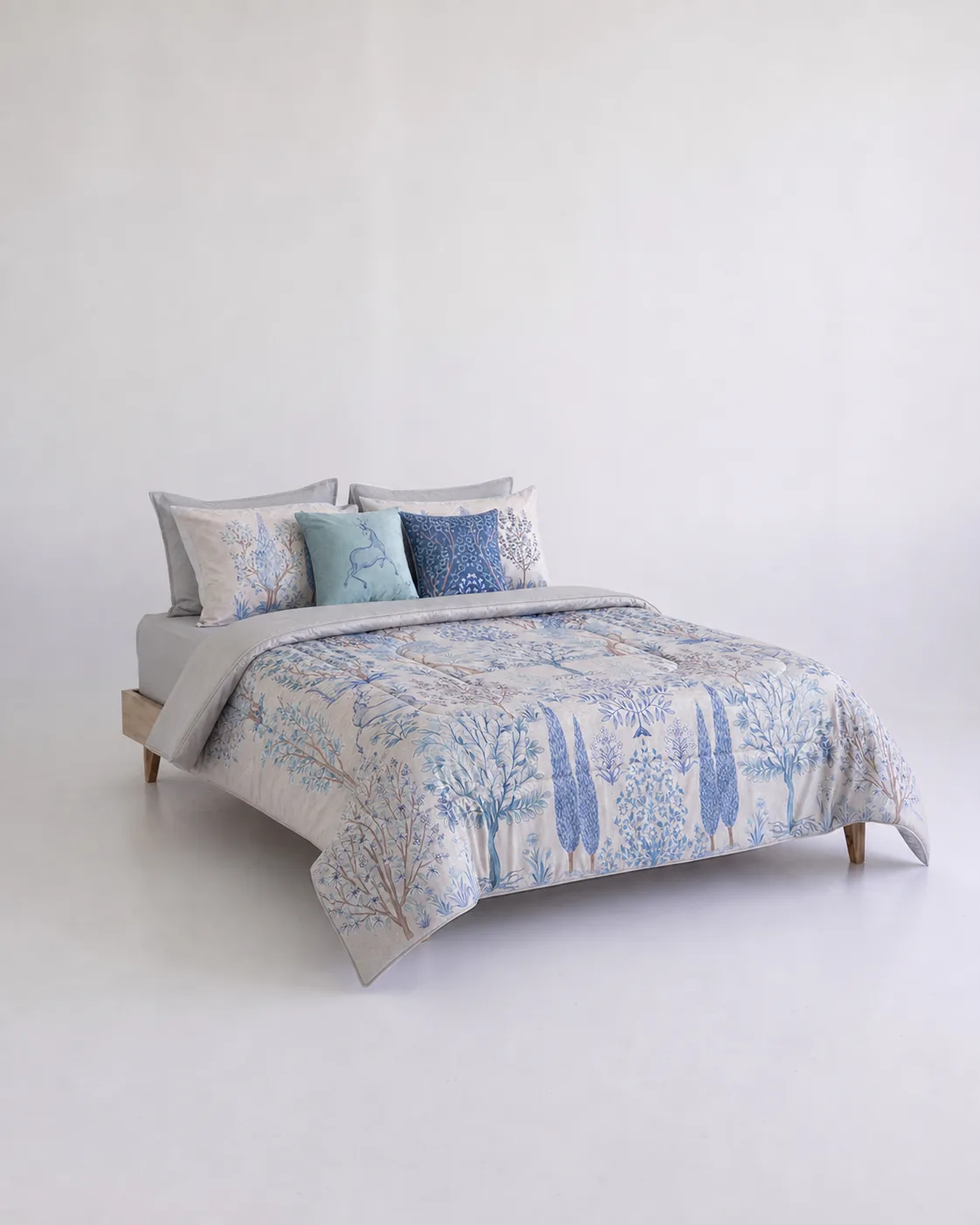 blue-woodland-studio-03