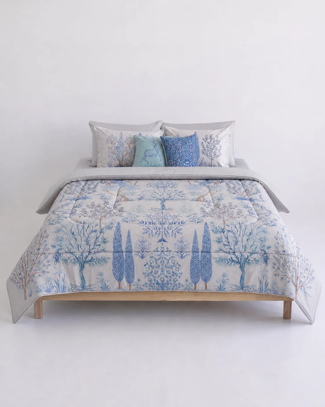 blue-woodland-studio-04
