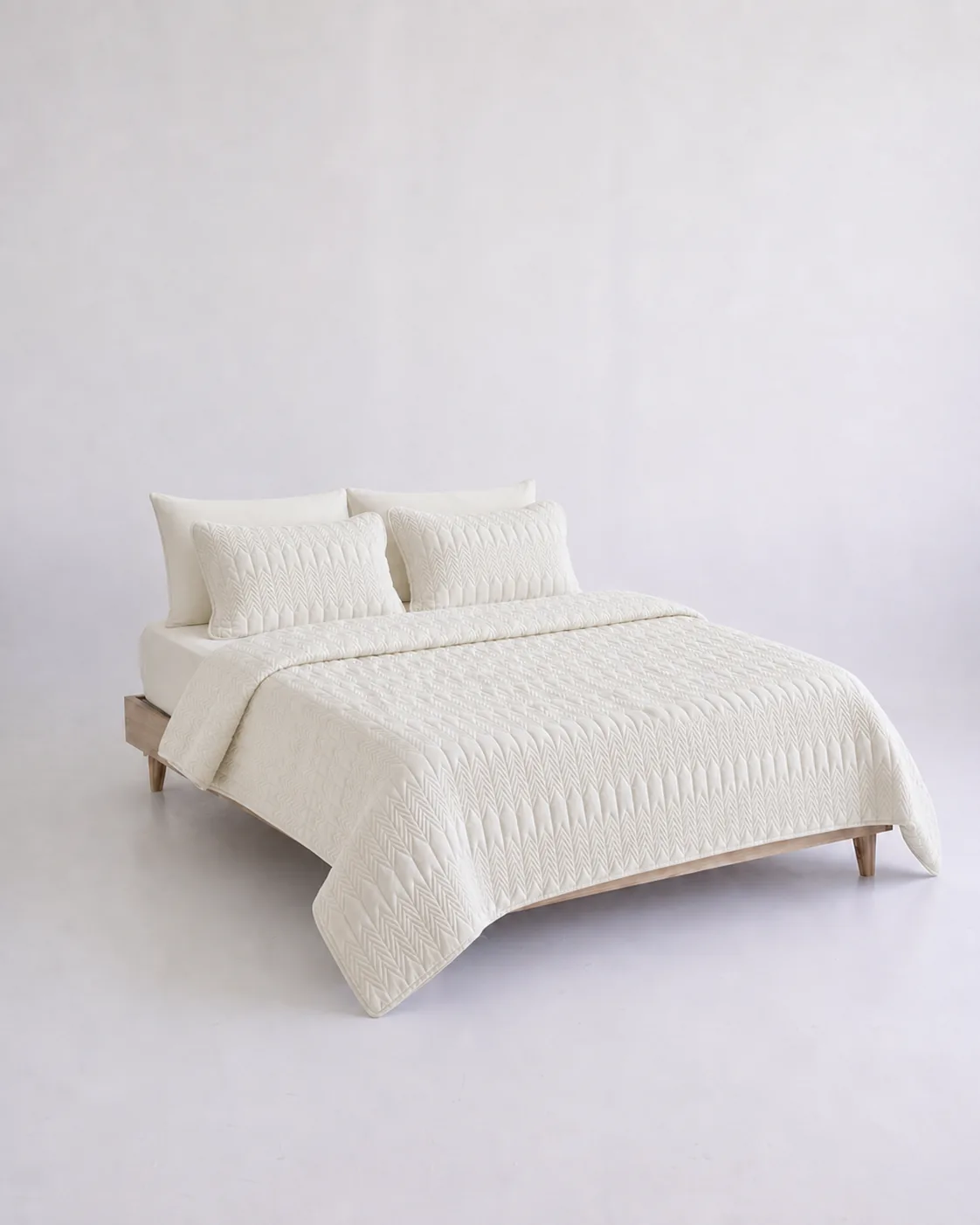 kaj-ivory-white-bedding-output-03