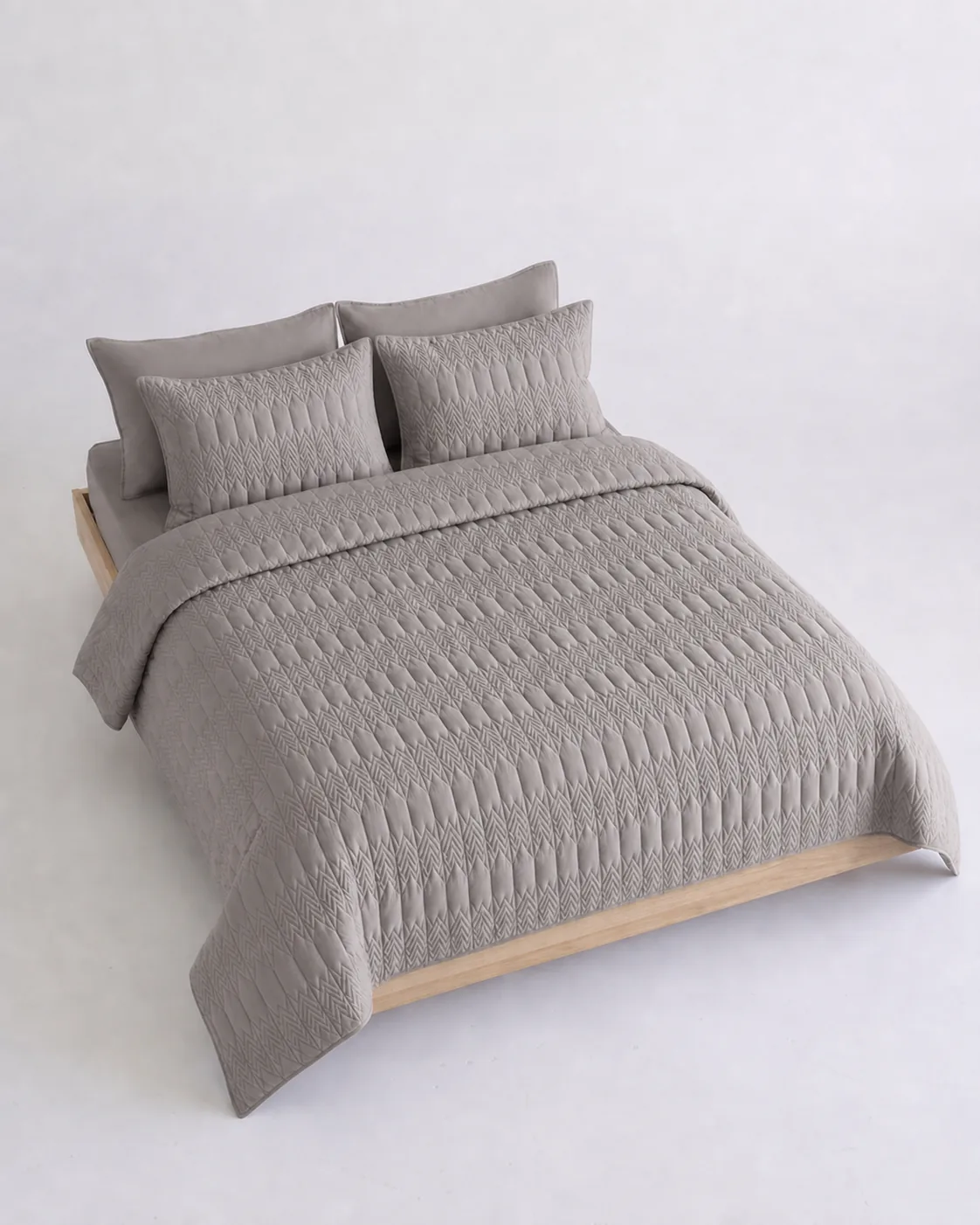 kaj-stone-gray-bedding-output-02