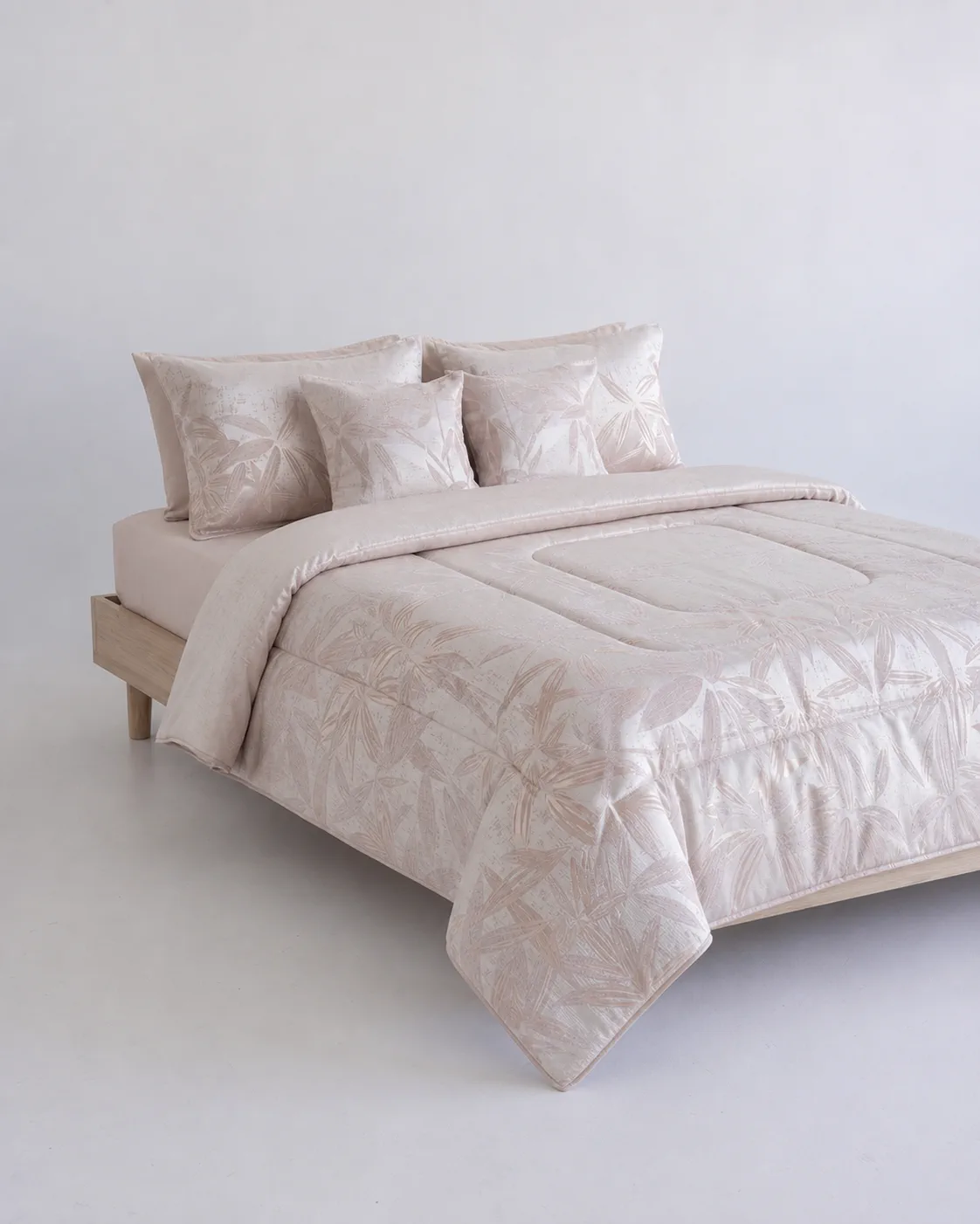 pearl-blush-bamboo-studio-01
