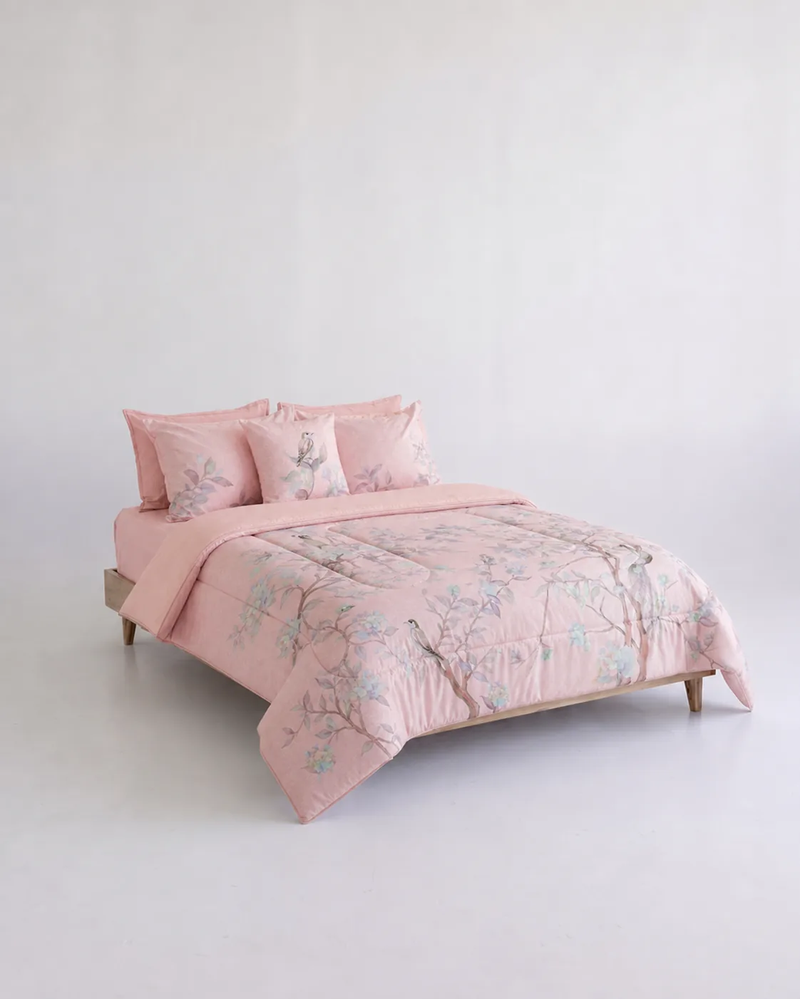 pink-bird-studio-03