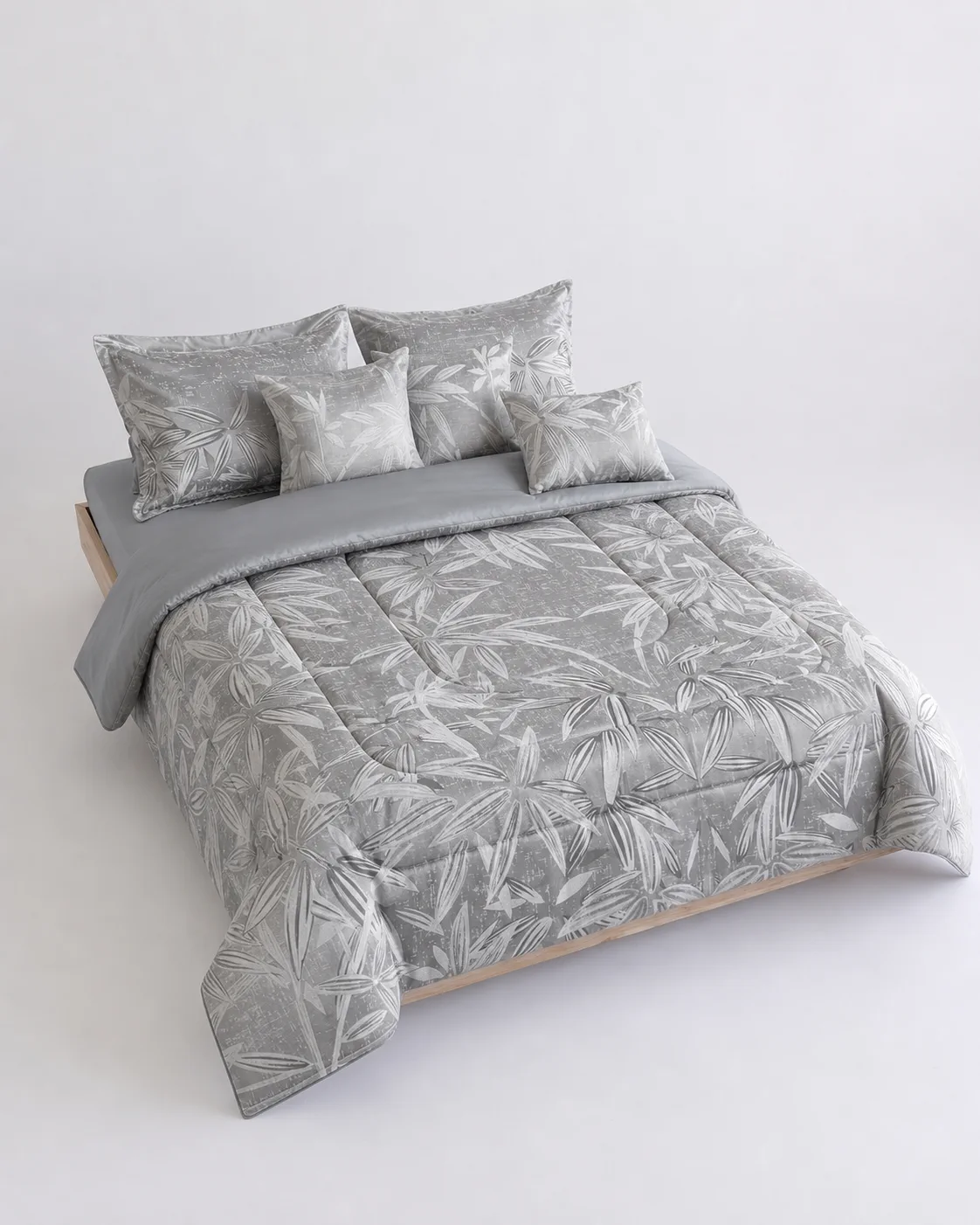 silver-gray-bamboo-studio-02