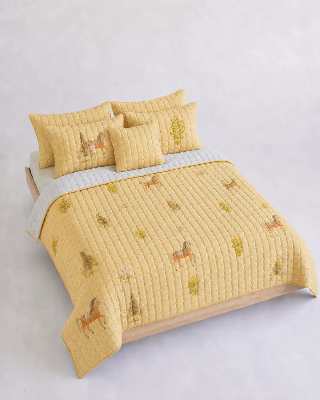 yellow-bedding-angle-03